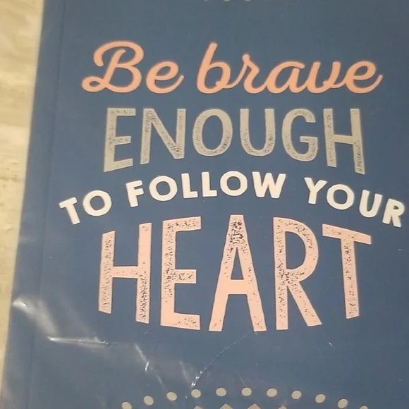 Thirty-One Lot - Picture 2 of 6